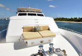 LUCKY STARS | 1998 108′ (33m) Luxury Flybridge Performance Aluminium Motor Yacht built by US shipyard Broward