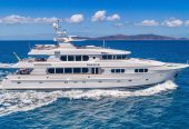 MAGIC | 2005 39.62m (130′) Luxury Tri-Deck Motor Yacht from American shipyard Northern Marine