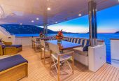 MAGIC | 2005 39.62m (130′) Luxury Tri-Deck Motor Yacht from American shipyard Northern Marine