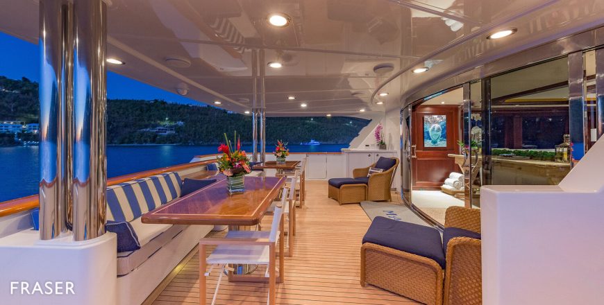 MAGIC | 2005 39.62m (130′) Luxury Tri-Deck Motor Yacht from American shipyard Northern Marine