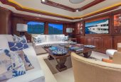 MAGIC | 2005 39.62m (130′) Luxury Tri-Deck Motor Yacht from American shipyard Northern Marine