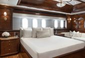 MIA ELISE II | 2012 60.15m (197′4″) Luxury Tri-Deck Motor Yacht from American shipyard TRINITY