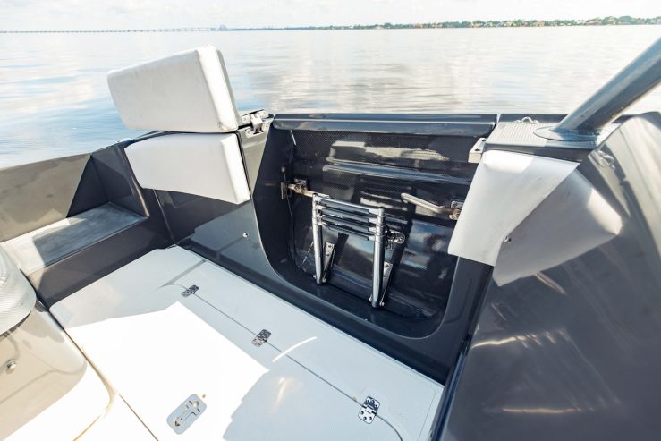 Midnight Express 37 | 2013 37ft (11m) Superyacht tender / day boat from American maker Midnight Boats