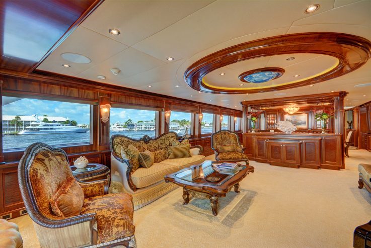 MURPHY’S LAW | 1998 37.8m (124′) Luxury Flybridge Motor Yacht from American shipyard DELTA MARINE