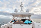 PARADISE | 2014 35.36m (116′) Luxury Flybridge Performance Motor Yacht from Taiwanese shipyard HORIZON