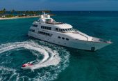 RELENTLESS | 2001 43.28m (142′) Luxury Tr-Deck Motor Yacht from American shipyard TRINITY YACHTS