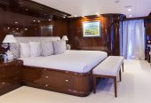 SILENTWORLD | 2006 39.6m (129′ 11″) Luxury Tri-Deck Steel Motor Yacht from Spanish shipyard Astilleros MCIES (Oassive)