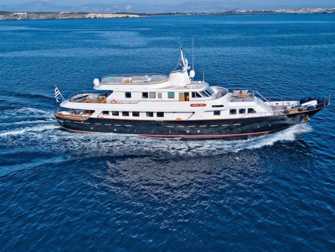 SOUNION II | 1969 31.62m (103′9″) Classic Steel Luxury Motor Yacht from Italian shipyard Benetti