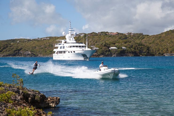 STARFIRE | 1998 54m (177′ 2″) Luxury Steel Motor Yacht from Italian shipyard Benetti