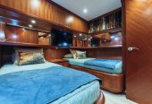 SKULLDUGGERY | 2010 74ft (23m) Ocean Alexander Motor Yacht