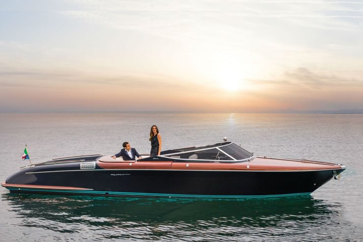 TT Sha Sha Sha | 2015 33ft (10m) Aquariva Superyacht Tender / Day boat from Italian shipyard Riva