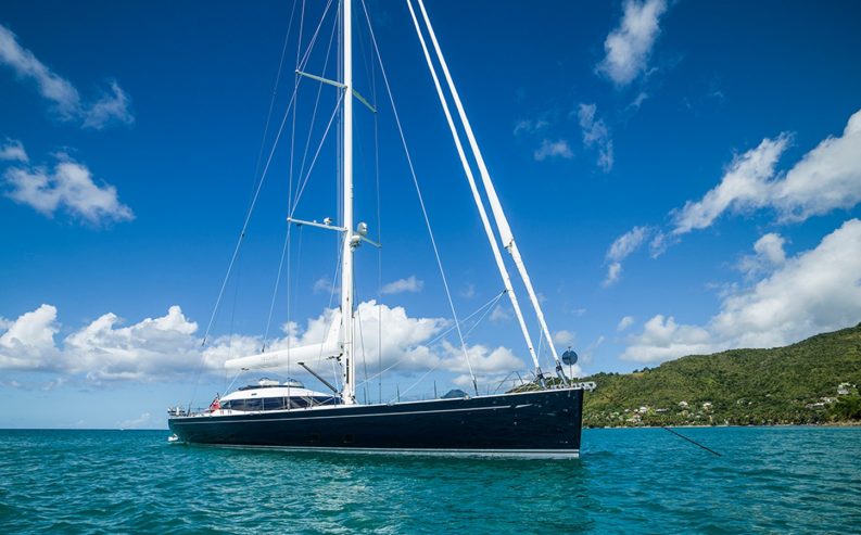 TWILIGHT | 2013 38.14m (125′2″) Ed Dubois design Luxury Flybridge Sloop Sail Yacht from British shipyard OYSTER