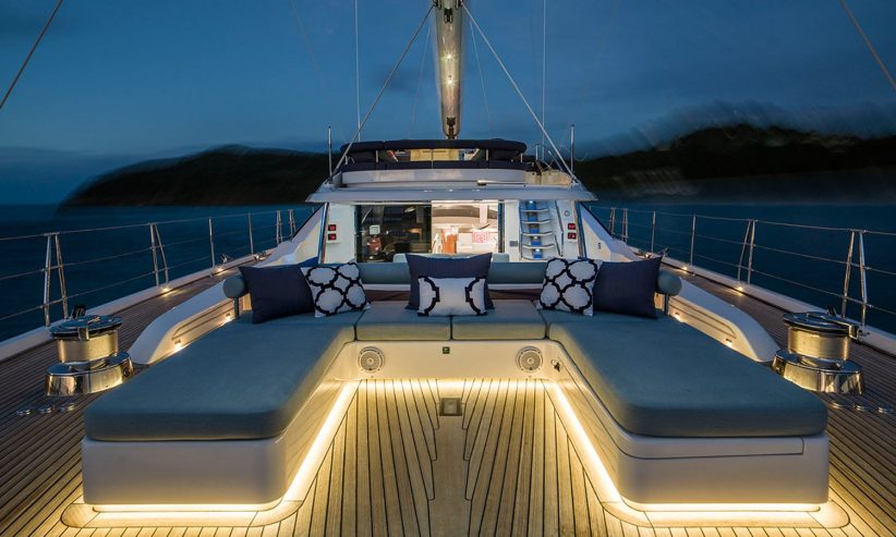 TWILIGHT | 2013 38.14m (125′2″) Ed Dubois design Luxury Flybridge Sloop Sail Yacht from British shipyard OYSTER