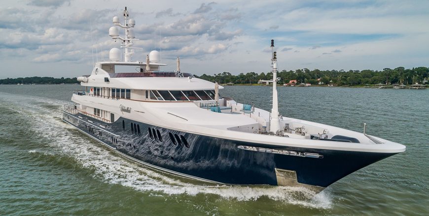 UNBRIDLED | 2009 58.22m (191′) Luxury Aluminium Motor Yacht from American shipyard Trinity