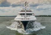 UNBRIDLED | 2009 58.22m (191′) Luxury Aluminium Motor Yacht from American shipyard Trinity