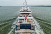 UNBRIDLED | 2009 58.22m (191′) Luxury Aluminium Motor Yacht from American shipyard Trinity