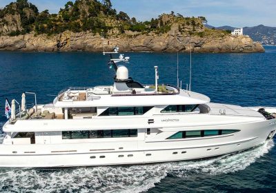 UNEXPECTED-2001-37.69m-123-822-Tri-Deck-Luxury-Aluminium-Explorer-Motor-Yacht-for-charter-YachtDealz1