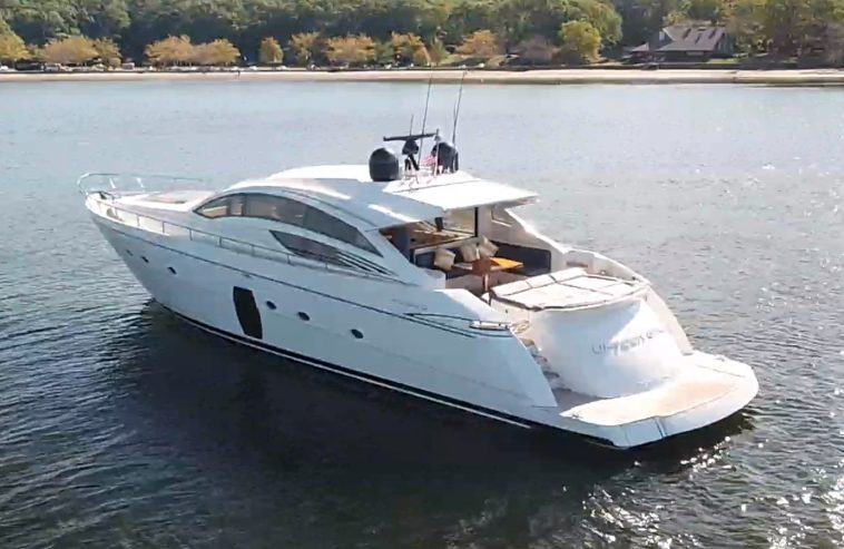 Uptown Girl | 2008 72ft (22m) Pershing High Performance Luxury Motor Yacht