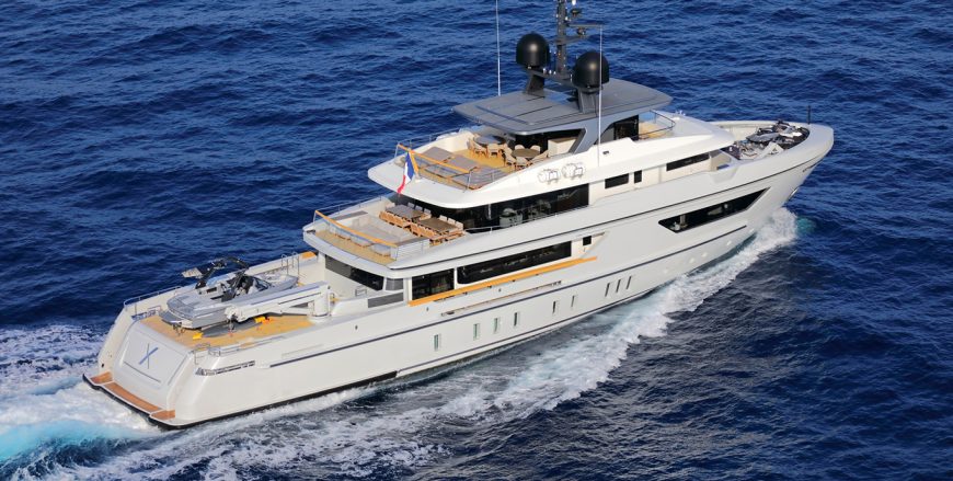 X | 2016 42.78m (140′4″) Luxury Steel Explorer Motor Yacht from Italian shipyard SANLORENZO