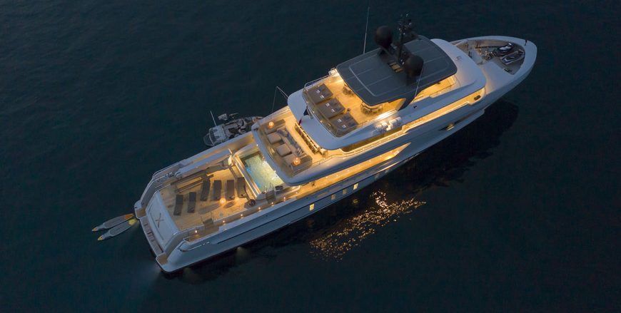 X | 2016 42.78m (140′4″) Luxury Steel Explorer Motor Yacht from Italian shipyard SANLORENZO