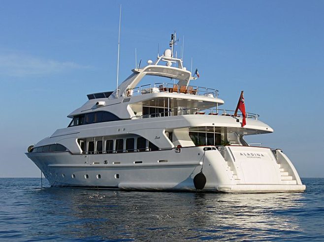 ACCAMA | 2000 34.95m (114’8″) Tri-Deck Luxury Motor Yacht from renowned Italian shipyard BENETTI