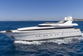 ALEXIA AV | 2005 110’ (33.53m ) Luxury Flybridge Motor Yacht from Italian shipyard Cantieri di Pisa