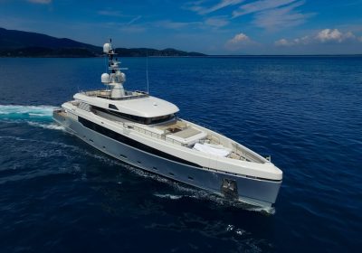 ASLEC-4-is-a-45.37m-148-1022-Luxury-Steel-Motor-Yacht-for-charter-YachtDealz7