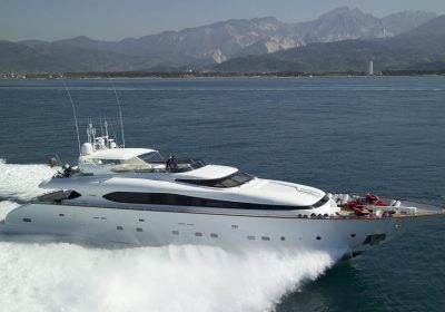 BIANCA-2010-1077-32.80m-Motor-Yacht-for-charter-YachtDealz12