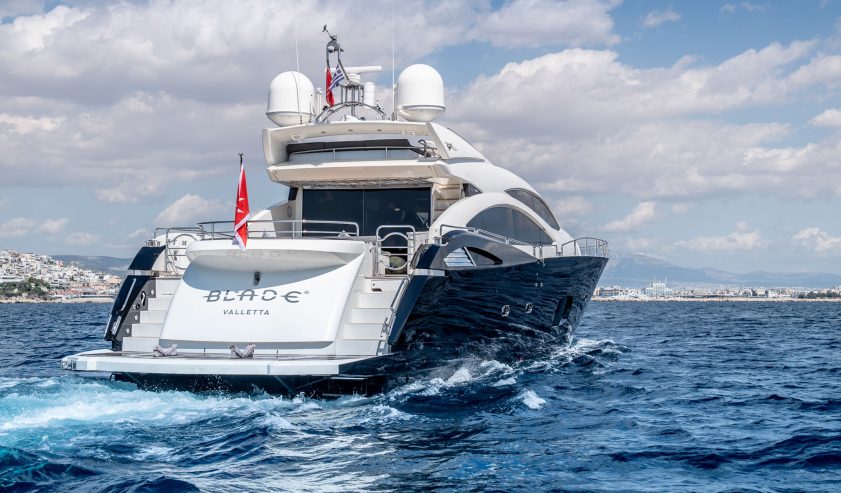 BLADE 6 | 2009 92’6” (28.20m) Performance Sport Motor Yacht from British shipyard Sunseeker