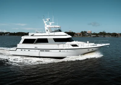 DANCIN-1990-HATTERAS-67-FT-For-sale-YachtDealz1