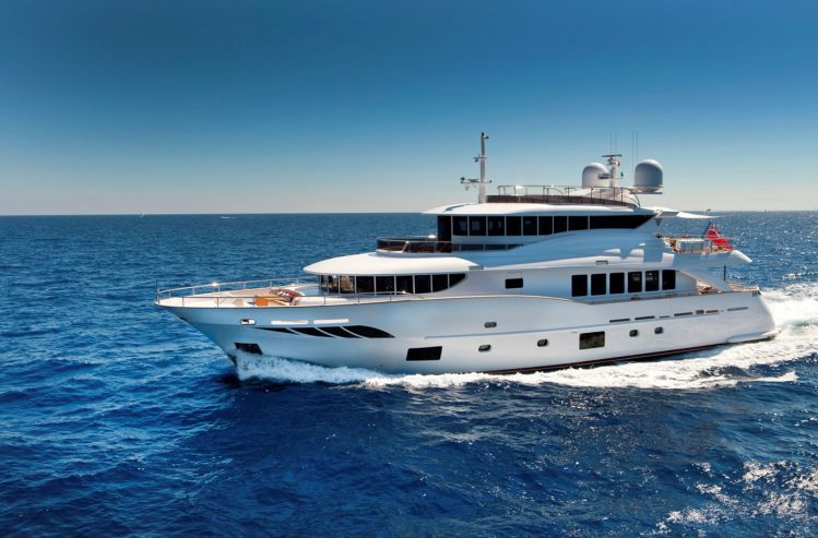 GATSBY | 2014 30.4m (99’9″) Luxury Motor Yacht from Italian shipyard Filippetti Yachts