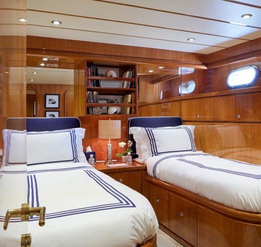 Grace | 2002 82ft (25m) Luxury Motor Yacht built by US shipyard Hargrave Custom Yachts