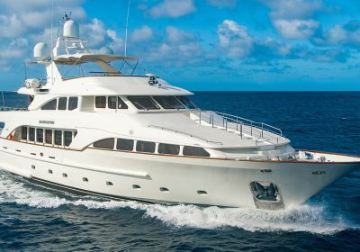 HEAVEN-CAN-WAIT-2006-35.05m-115′-Luxury-Motor-Yacht-for-charter-YachtDealz1