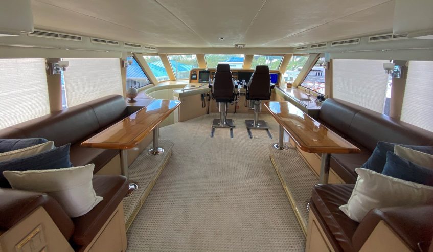 SEAQUEST | 1996 92ft (28m) Hatteras Sportfish Motor Yacht