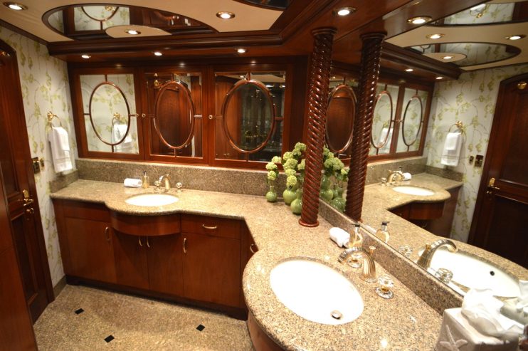 Joan’s Ark | 2003 121ft Luxury Motor Yacht built by Canadian shipyard Crescent Custom Yachts