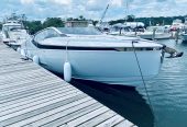 Just Us | 2022 33ft (10.06m) Day boat built by British shipyard Fairline Yachts