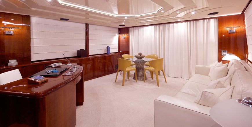 LET IT BE | 1998 118’ (35.97m) Luxury Motor Yacht from Italian shipyard Tecnomarine