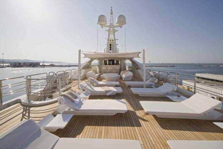 LIGHT HOLIC (ex Darlings Danama) | 2011 59.5m (195′ 3″) Luxury Steel Motor Yacht from Italian shipyard CRN