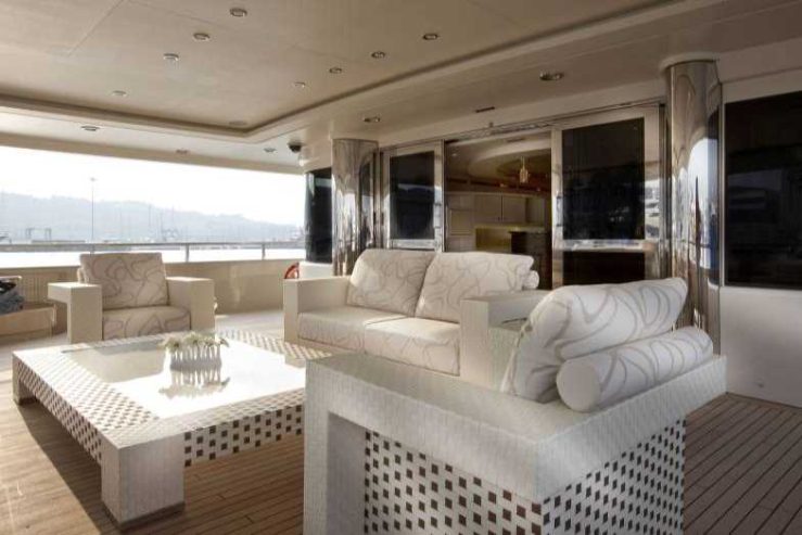 LIGHT HOLIC (ex Darlings Danama) | 2011 59.5m (195′ 3″) Luxury Steel Motor Yacht from Italian shipyard CRN