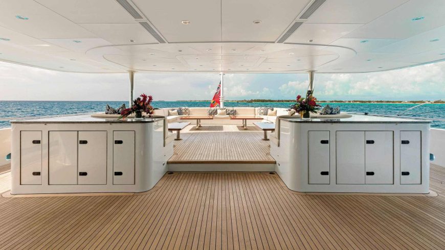 LOON | 2011 54.86m (180′) Tri-Deck Luxury Steel Motor Yacht from American shipyard Newcastle Marine