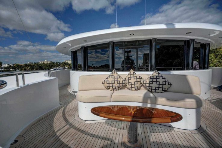 LOON | 2011 54.86m (180′) Tri-Deck Luxury Steel Motor Yacht from American shipyard Newcastle Marine