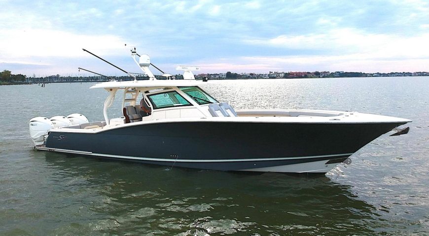 Liquid Negotiations | 2019 42ft (12.85m) Luxury Center Console Scout 42 LXF