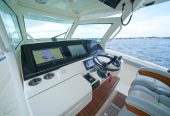 Liquid Negotiations | 2019 42ft (12.85m) Luxury Center Console Scout 42 LXF