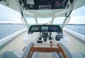 Liquid Negotiations | 2019 42ft (12.85m) Luxury Center Console Scout 42 LXF