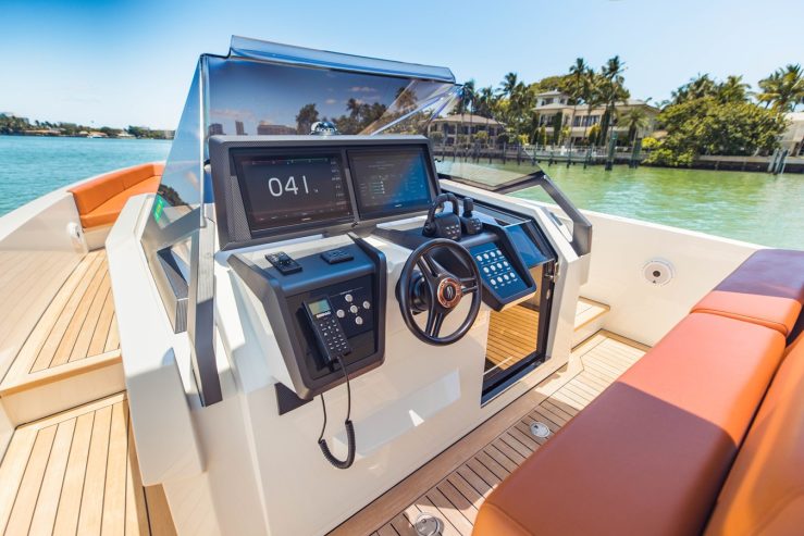 Love Boat 8 | 2022 48ft (14.63m) Superyacht tender / day boat built by Wally Yachts