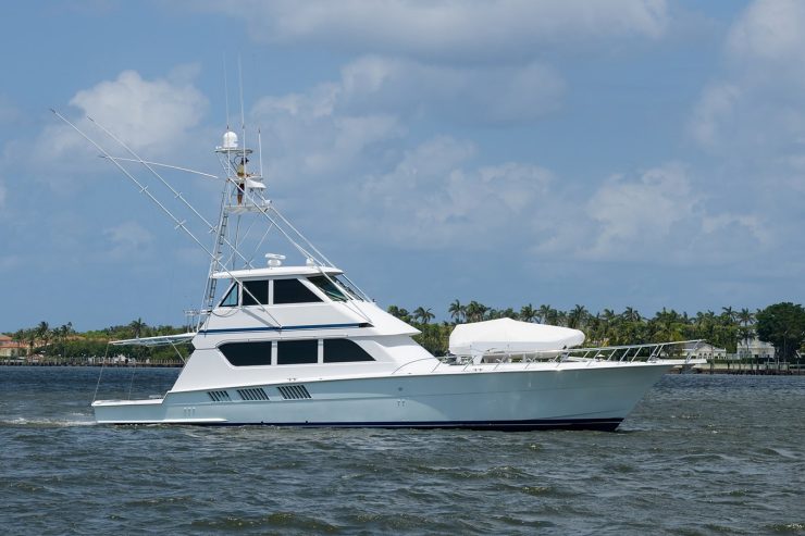 MA FEMME | 1999 65ft (19.81m) Sportfisher Motor Yacht built by US shipyard Hatteras Yachts