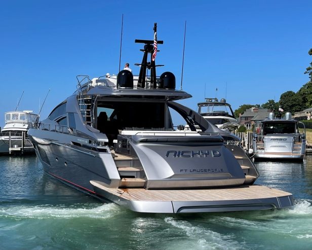 Nicky D’s | 2021 83ft (25.55m) Pershing 8X Luxury Motor Yacht