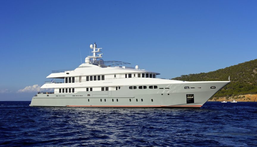 OCEANOS | 2006 48.85m (160′ 3″) Luxury Aluminium Motor Yacht from Italian shipyard Mondomarine