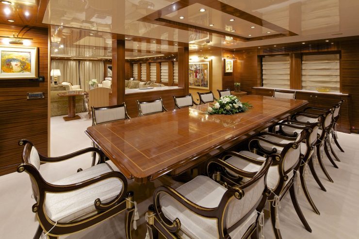 OCEANOS | 2006 48.85m (160′ 3″) Luxury Aluminium Motor Yacht from Italian shipyard Mondomarine