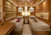 OCEANOS | 2006 48.85m (160′ 3″) Luxury Aluminium Motor Yacht from Italian shipyard Mondomarine